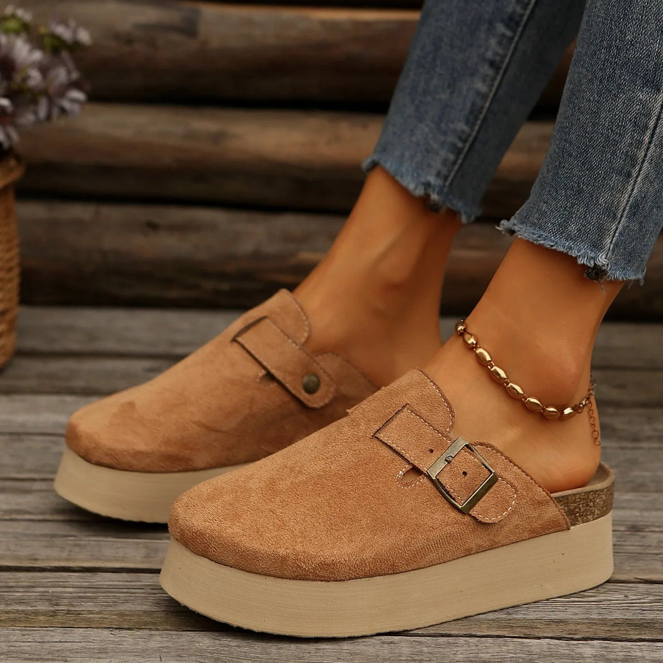 Sabot pour femme Suède à talon léger | Marron Caramel