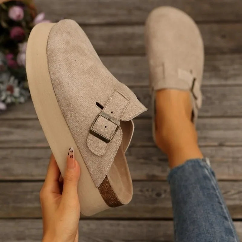 Sabot pour femme Suède à talon léger | Beige